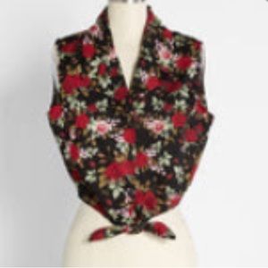 LAST CHANCE Modcloth NWOT Rose Button Down